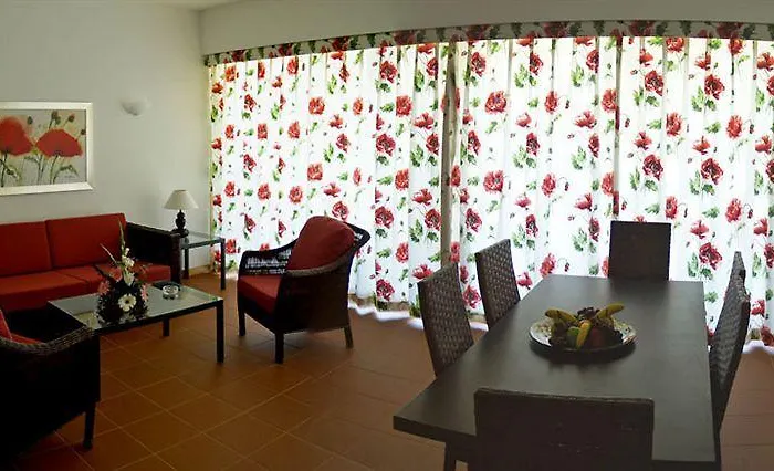 加韦图尔高尔夫俱乐部公寓酒店 * 维拉摩拉