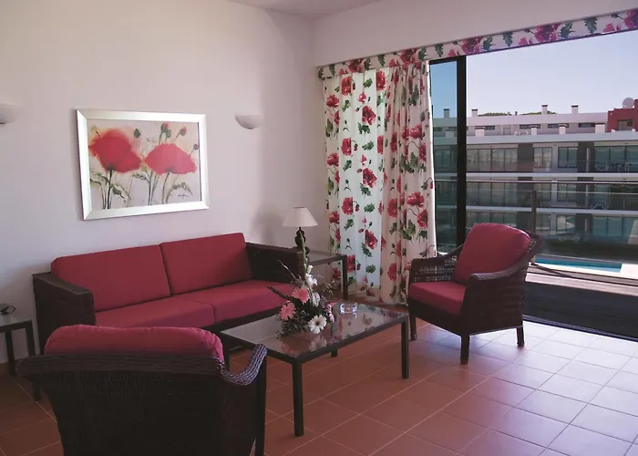 加韦图尔高尔夫俱乐部公寓酒店