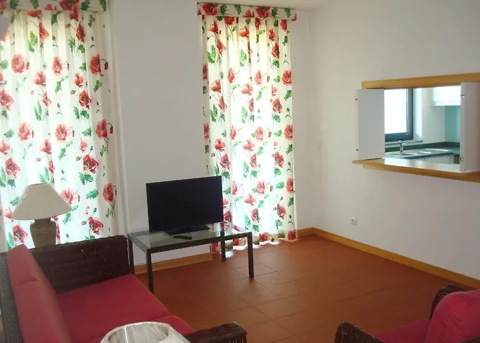 加韦图尔高尔夫俱乐部公寓酒店 *