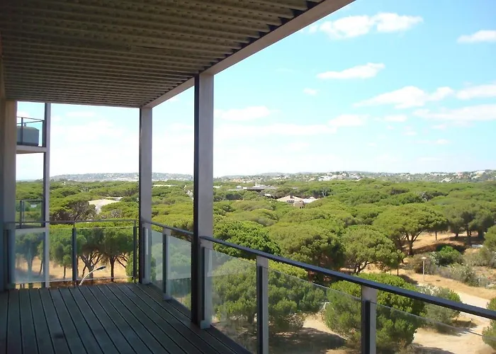 加韦图尔高尔夫俱乐部公寓酒店