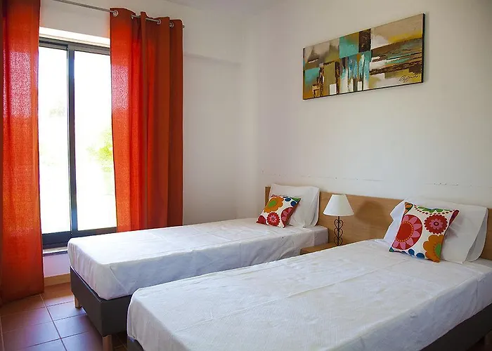 加韦图尔高尔夫俱乐部公寓酒店 公寓 *